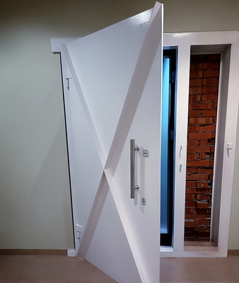 Усиленная дверь